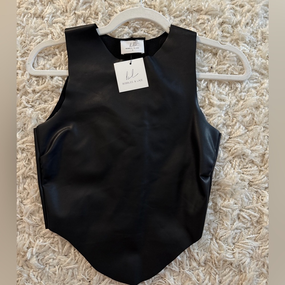 Bobbles and Lace black leather top size small